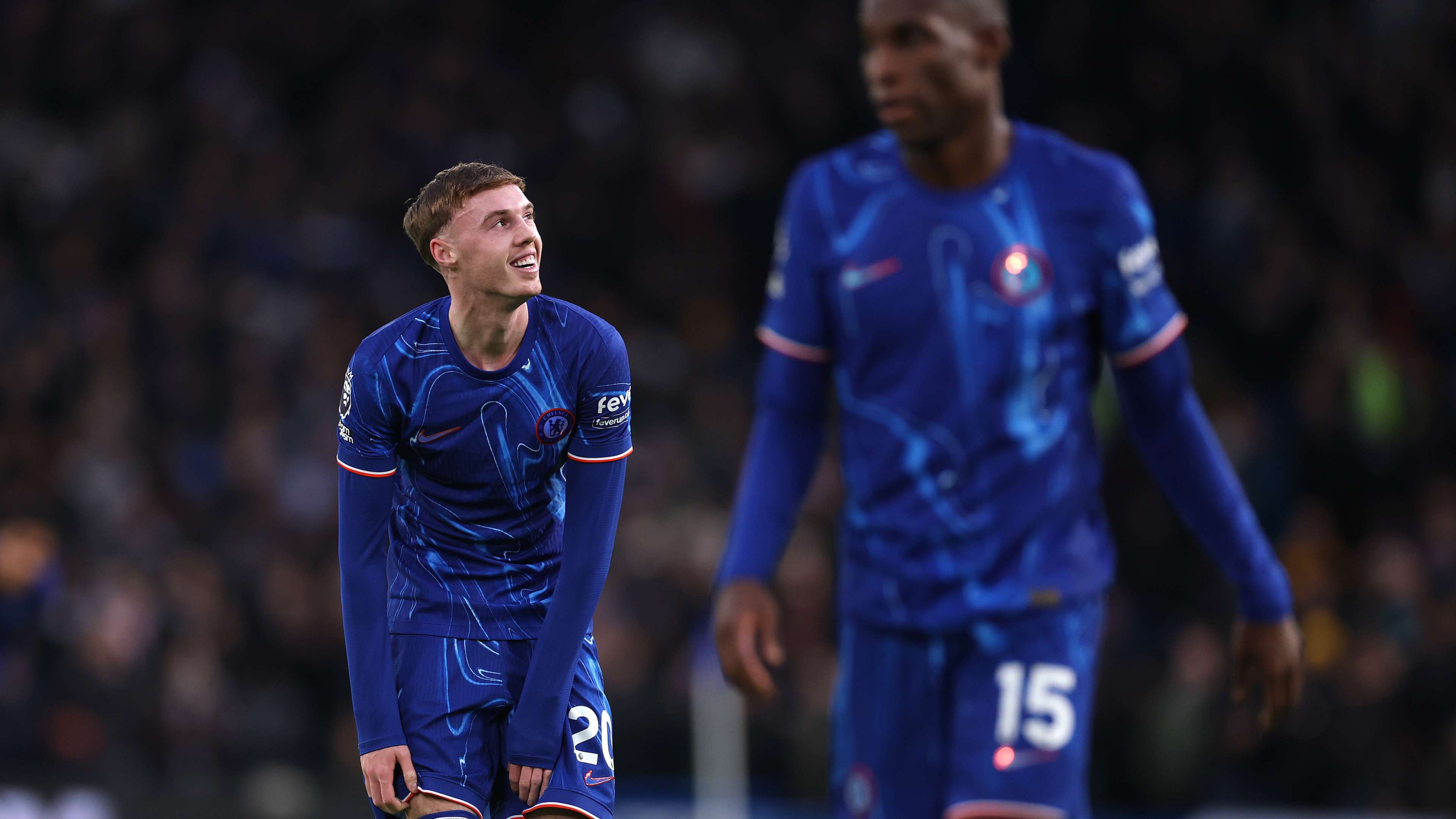 足球所传递 足球所传递