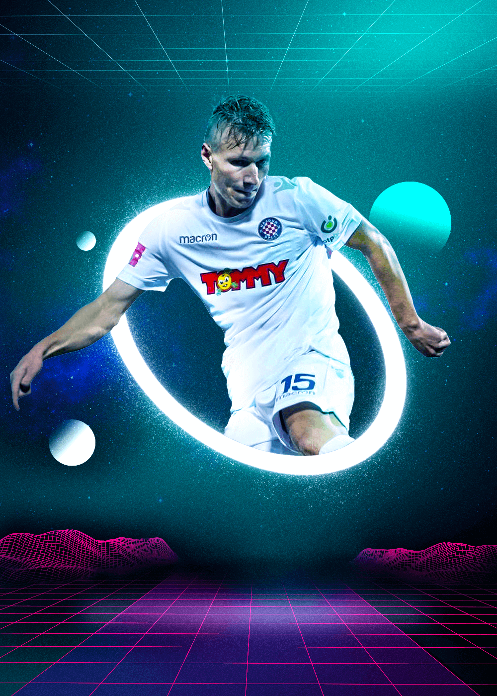 出了强大的 出了强大的